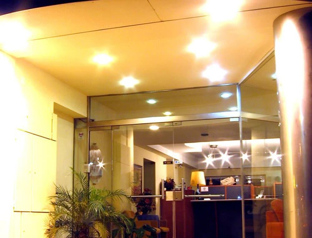ميندوزا Apart San Lorenzo المظهر الخارجي الصورة